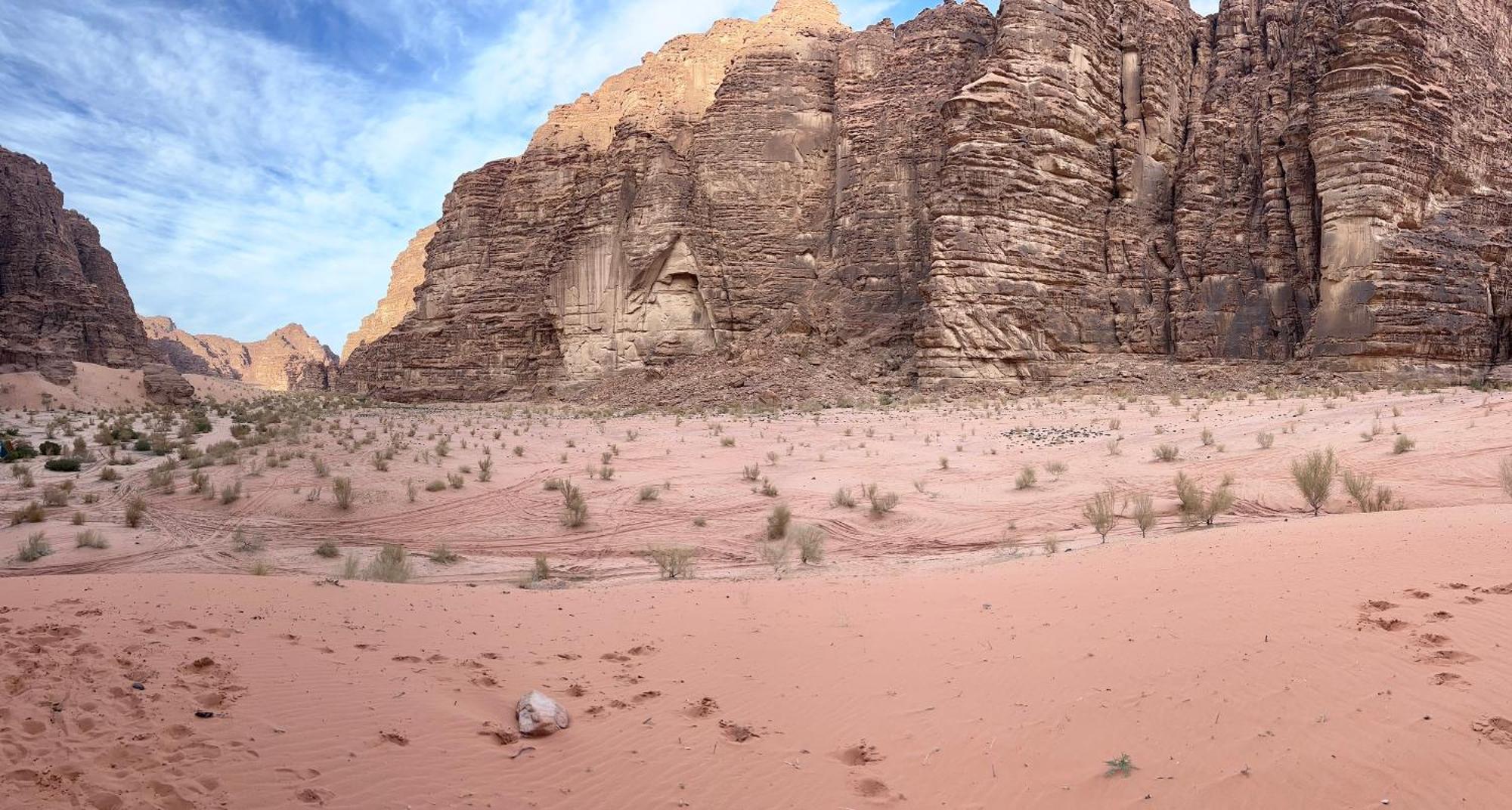 Scarlet Luxury Camp Wadi Rum Ngoại thất bức ảnh