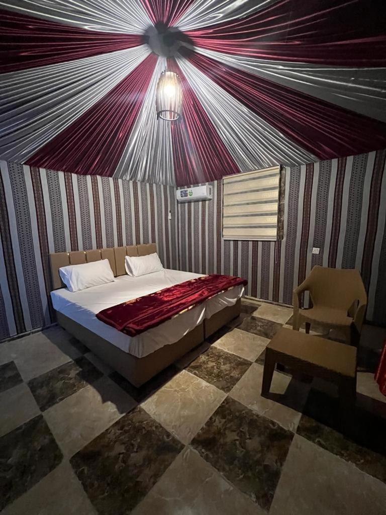 Scarlet Luxury Camp Wadi Rum Ngoại thất bức ảnh