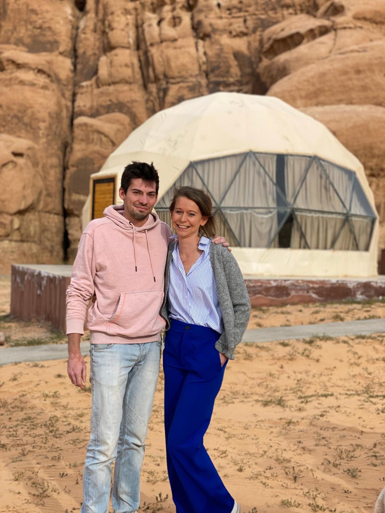 Scarlet Luxury Camp Wadi Rum Ngoại thất bức ảnh